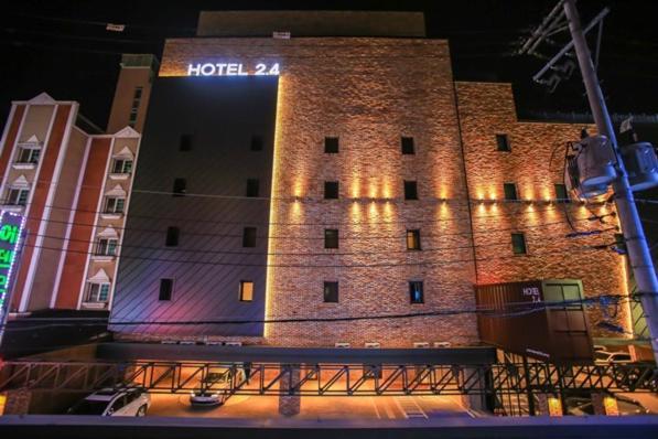 Jamsil 2.4 Hotel Seoul Exterior photo